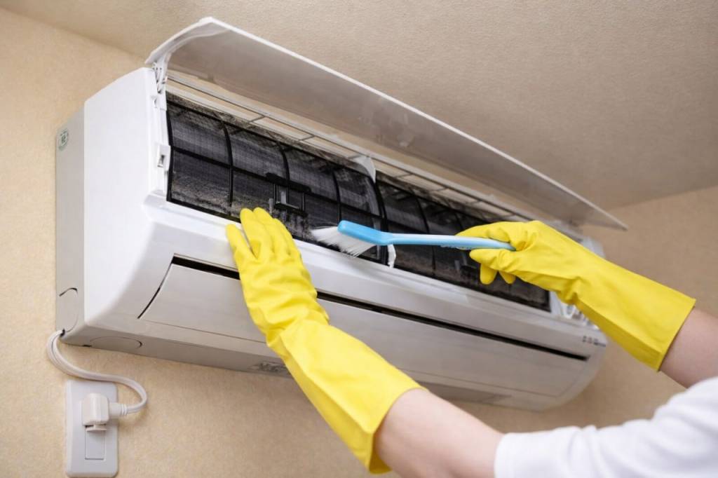 Очистка и дезинфекция кондиционерного оборудования