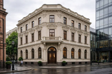 «ЭнергоСтар» обслужит здания холдинга АФК «Система»